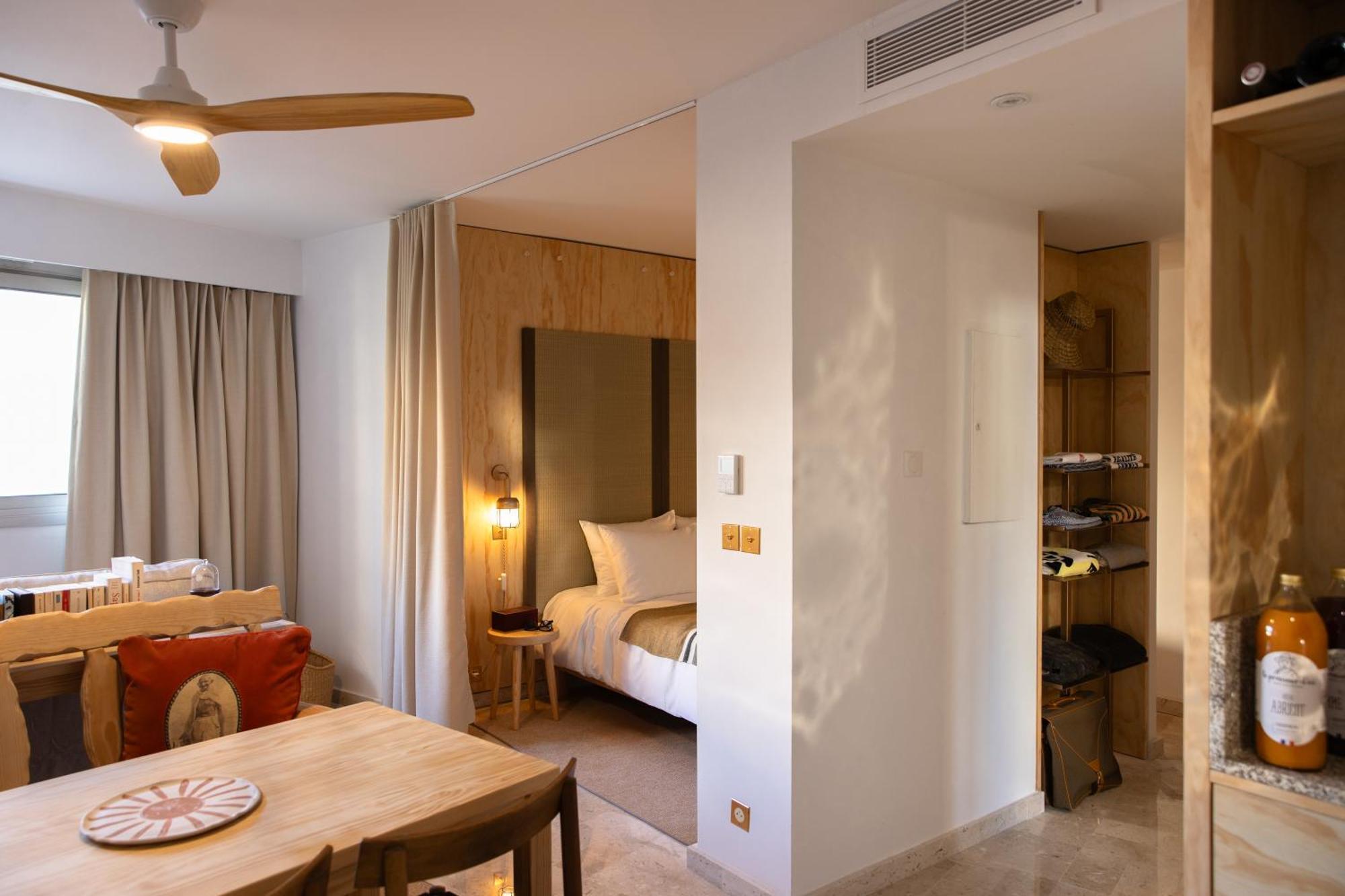 Mob Hotel Канны Экстерьер фото
